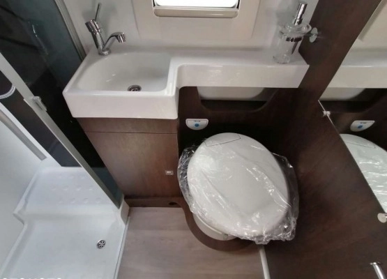                         Nowy kamper Benimar SPORT 346  - zdjęcie 11
                        