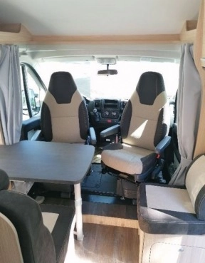                         Nowy kamper Sunlight V 60 VANS  - zdjęcie 2
                        