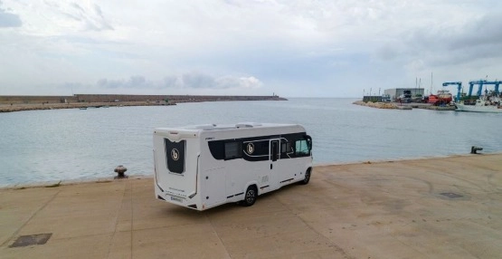                         Nowy kamper Benimar AMPHITRYON 997  - zdjęcie 2
                        