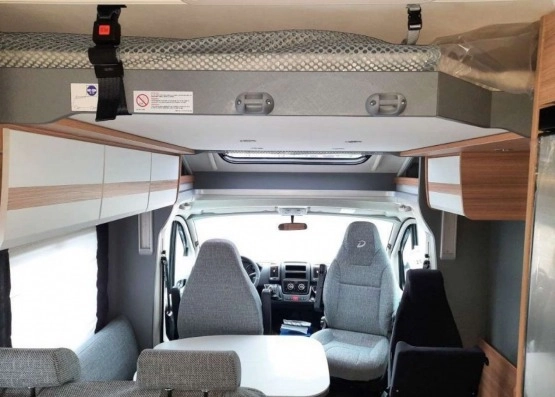                         Nowy kamper Dethleffs JUST 90 T 7052 DBM  - zdjęcie 3
                        