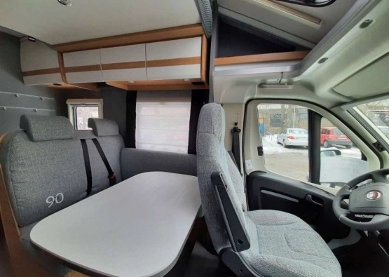                         Nowy kamper Dethleffs JUST 90 T 7052 DBM  - zdjęcie 9
                        