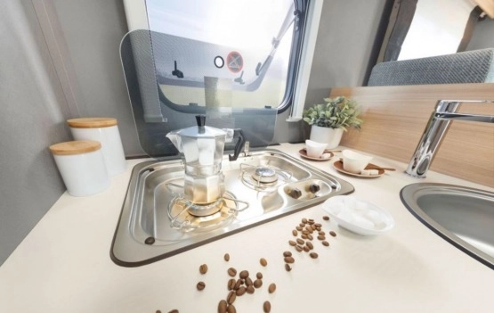                         Nowy kamper Dethleffs JUST 90 T 7052 EB  - zdjęcie 5
                        