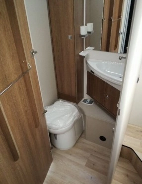                         Nowy kamper Dethleffs TREND T 7057 DBM  - zdjęcie 6
                        