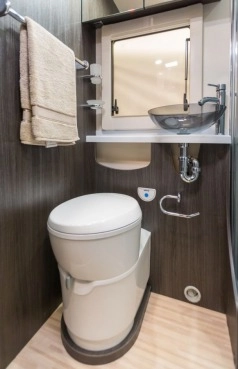                         Kamper Benimar Mileo 282 - zdjęcie 7
                        