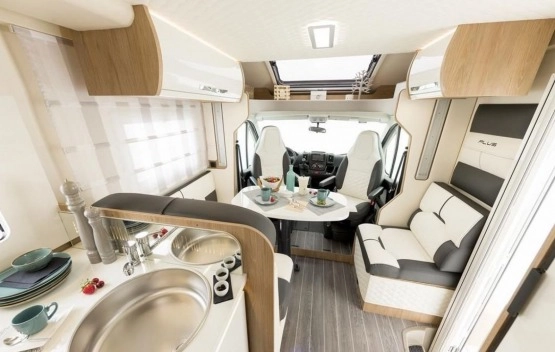                         Nowy kamper Ford RollerTeam ZEFIRO 284 TL  - zdjęcie 3
                        