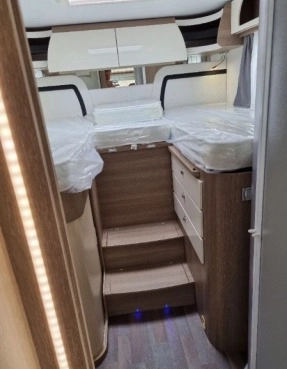                         Nowy kamper Fiat La Marca 74 - zdjęcie 11
                        