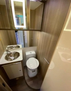                         Nowy kamper Fiat La Marca 77/78 - zdjęcie 6
                        