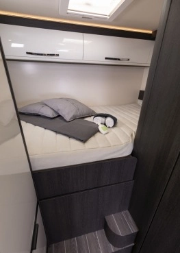                         Od ręki NOWY Roller Team 295M 6os. Ford alkowa - zdjęcie 6
                        