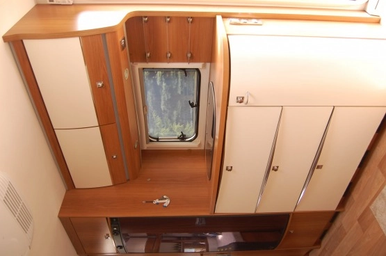                         Dethleffs Caraline Iridium 2015  DMC 2000 kg - zdjęcie 7
                        