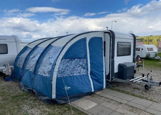                         namiot - Przyczepa kempingowa KNAUS 400
                        