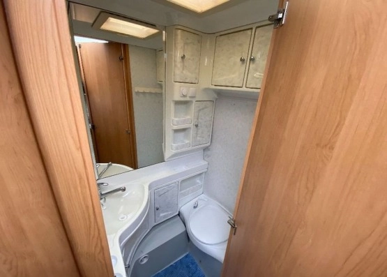                         Przyczepa kempingowa Hobby 495 - zdjęcie 6
                        