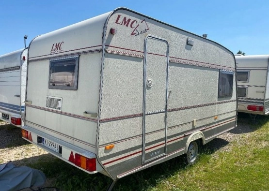                         Przyczepa kempingowa LMC 420 - zdjęcie 2
                        