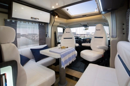                         Kamper Benimar Mileo 294 - zdjęcie 12
                        
