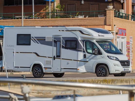                         Kamper Benimar Mileo 294 - zdjęcie 1
                        