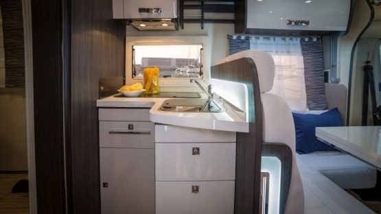                         Kamper Benimar Mileo 294 - zdjęcie 3
                        