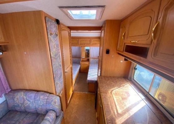                         Przyczepa kempingowa LMC - zdjęcie 2
                        