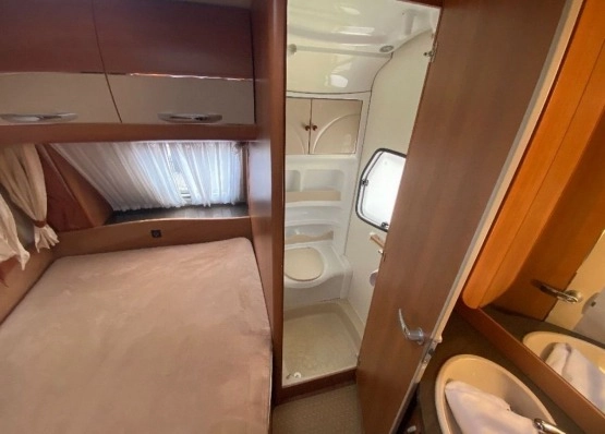                         Przyczepa kempingowa Hobby 460 - zdjęcie 10
                        