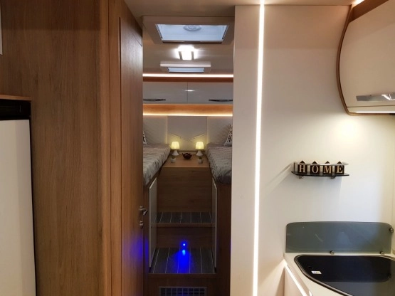                         Kamper Ci Horon 84XT 5 osob. Nowy od reki - zdjęcie 8
                        