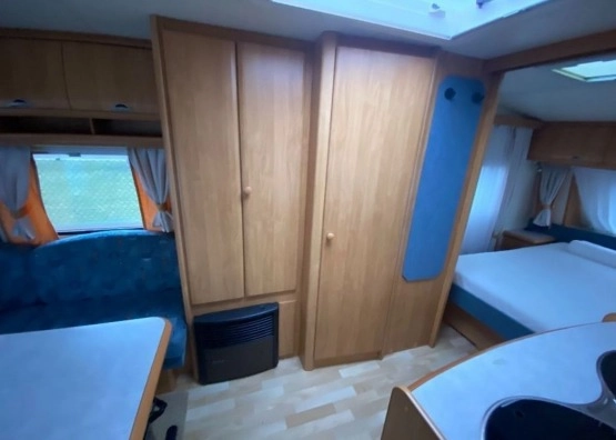                         Przyczepa kempingowa Hobby 495 - zdjęcie 10
                        