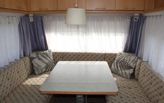                         Przyczepa kempingowa Burstner 360 TL - zdjęcie 4
                        