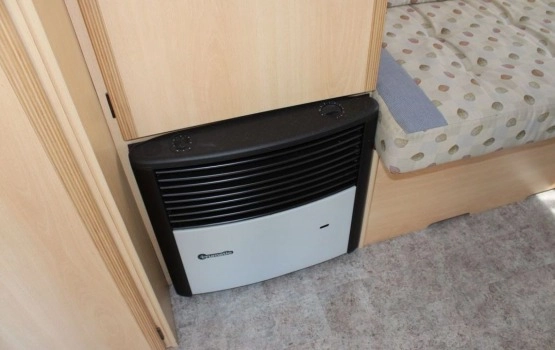                         Przyczepa kempingowa Burstner 360 TL - zdjęcie 5
                        