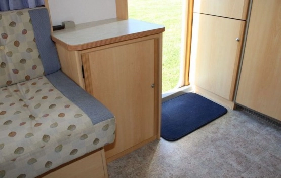                         Przyczepa kempingowa Burstner 360 TL - zdjęcie 7
                        