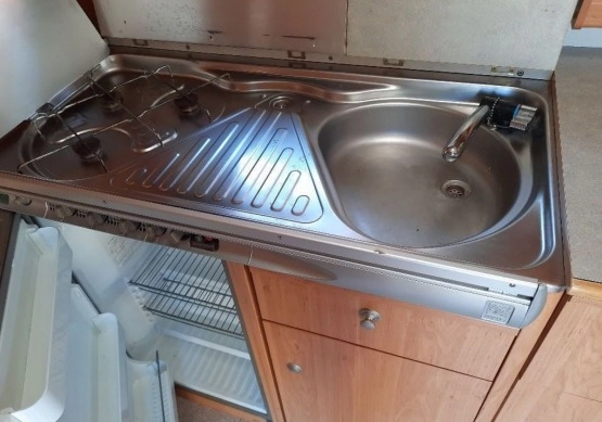                         Przyczepa kempingowa KNAUS 495 - zdjęcie 4
                        