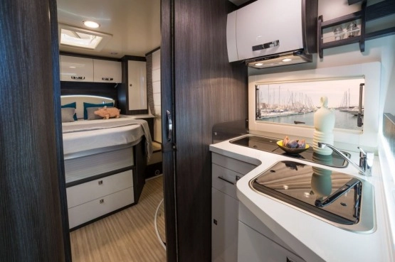                         Kamper Benimar Mileo 296 - zdjęcie 8
                        