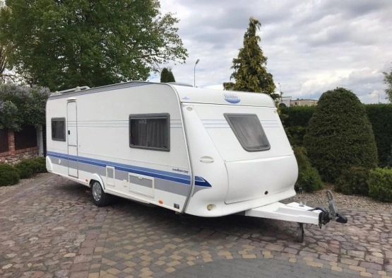                         Przyczepa kempingowa Hobby 560 Excellent UL - zdjęcie 1
                        