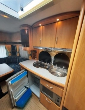                         Przyczepa kempingowa Hobby 560 Excellent UL - zdjęcie 5
                        