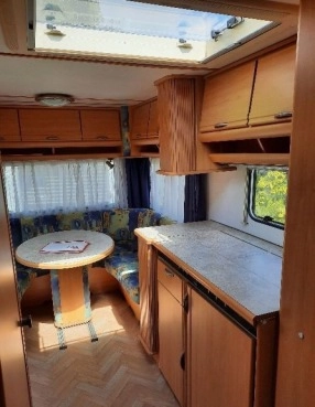                         Przyczepa kempingowa LMC 540 Luxsus - zdjęcie 2
                        