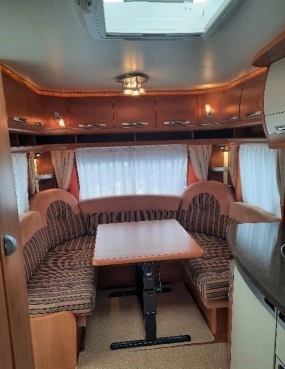                         Przyczepa kempingowa Hobby 495 Excellent - zdjęcie 3
                        