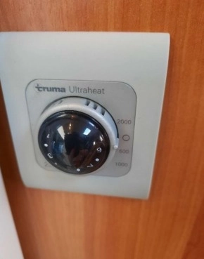                         Przyczepa kempingowa Hobby 540 Excellent UFE - zdjęcie 4
                        