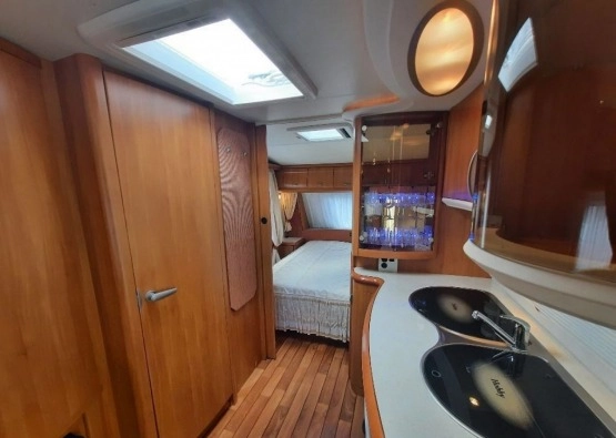                         Przyczepa kempingowa Hobby 560 Excellent - zdjęcie 4
                        