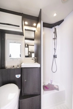                         Nowy Roller Team 295M automat alkowa 6 osób - zdjęcie 9
                        