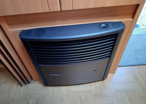                         Przyczepa kempingowa LMC 470 Musterland - zdjęcie 17
                        