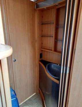                         Przyczepa kempingowa LMC 470 Musterland - zdjęcie 8
                        