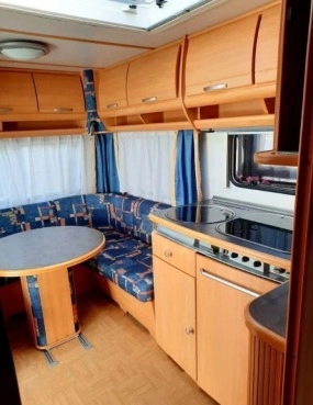                         Przyczepa kempingowa LMC 470 Musterland - zdjęcie 9
                        