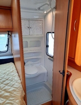                         Przyczepa kempingowa Hobby 495 Excellent - zdjęcie 7
                        