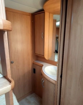                         Przyczepa kempingowa Hobby 495 Excellent - zdjęcie 9
                        