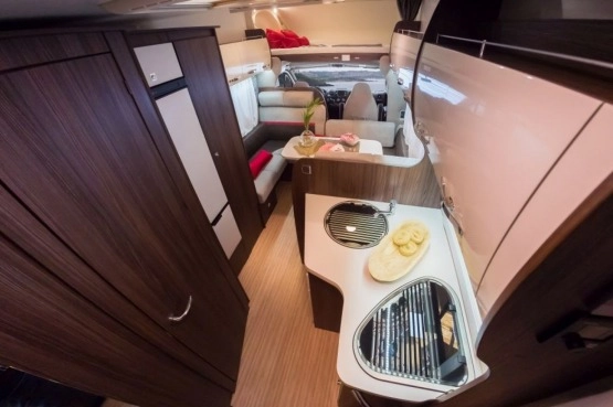                         Kamper Benimar Sport 324 - zdjęcie 13
                        