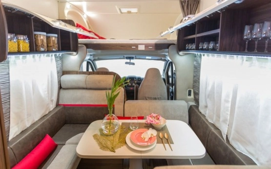                         Kamper Benimar Sport 324 - zdjęcie 6
                        