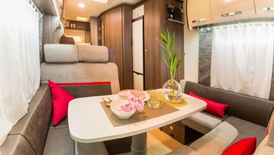                         Kamper Benimar Sport 324 - zdjęcie 9
                        