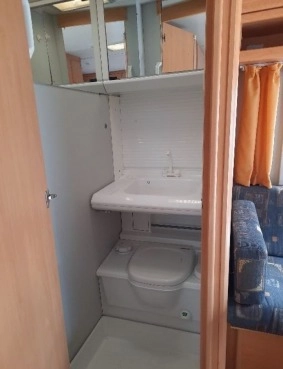                         Przyczepa kempingowa Wilk 400 - zdjęcie 9
                        