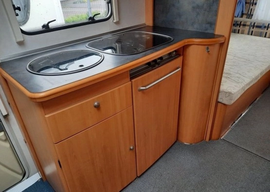                         Przyczepa kempingowa LMC 495 - zdjęcie 3
                        