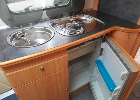                         Przyczepa kempingowa LMC 495 - zdjęcie 4
                        