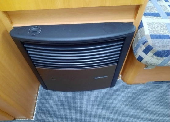                         Przyczepa kempingowa LMC 495 - zdjęcie 5
                        