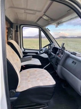                         Sprzedam pięknego kampera  - zdjęcie 12
                        