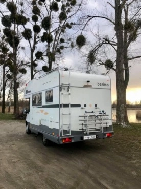                         Sprzedam pięknego kampera  - zdjęcie 7
                        