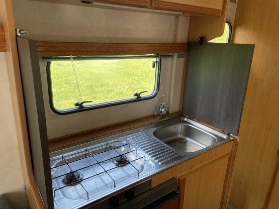                         Sprzedam SIEDMIO osobowego kampera ! - zdjęcie 15
                        